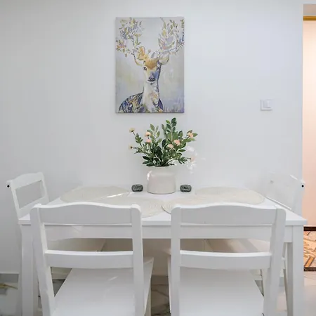 דירה Hidden Gems In Buda בודפשט