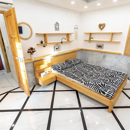 Hidden Gem In Buda Daire Budapeşte