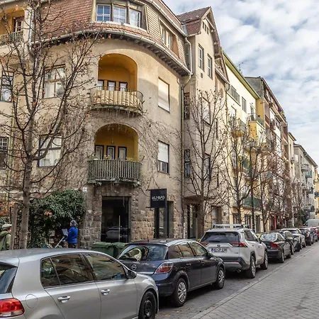 Hidden Gem In Buda Lägenhet *