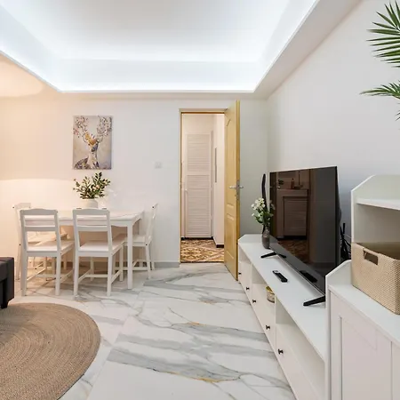 Apartment Hidden Gems In Buda